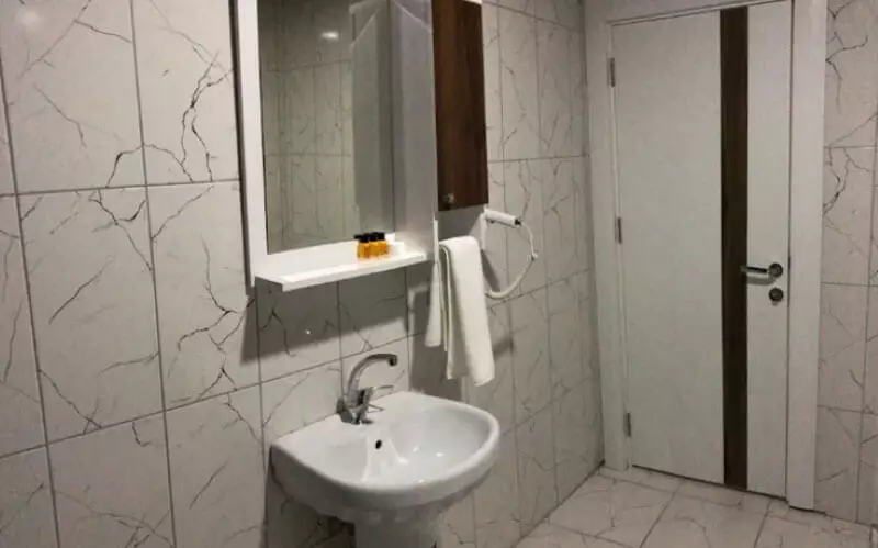 هتل بیگ باس وان